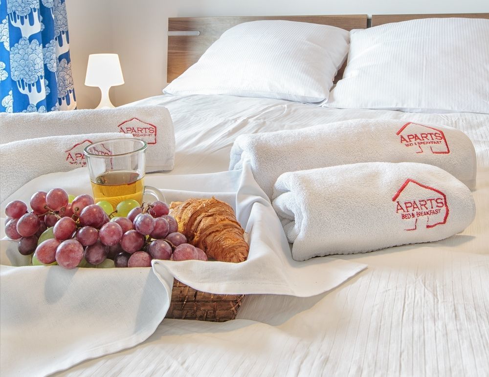 ウッチAdler Bed&Breakfastアパートメント エクステリア 写真